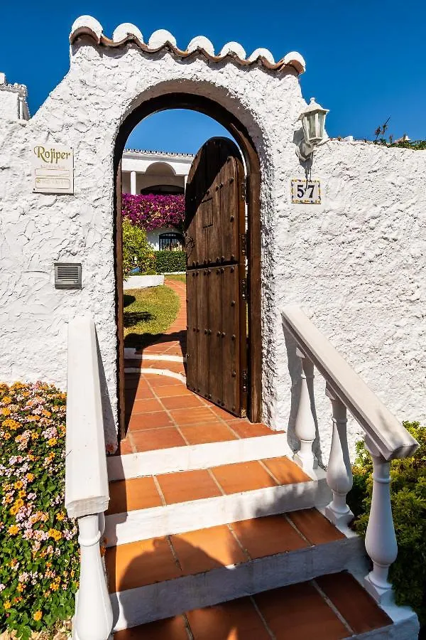 Las Lilas, Nerja 0*,  Spain